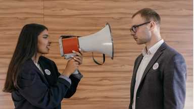 為什麼人愛狡辯: 自我辯護的心理作祟