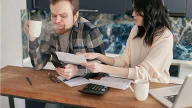 當你有個男孩丈夫(boy-husband) ​ 