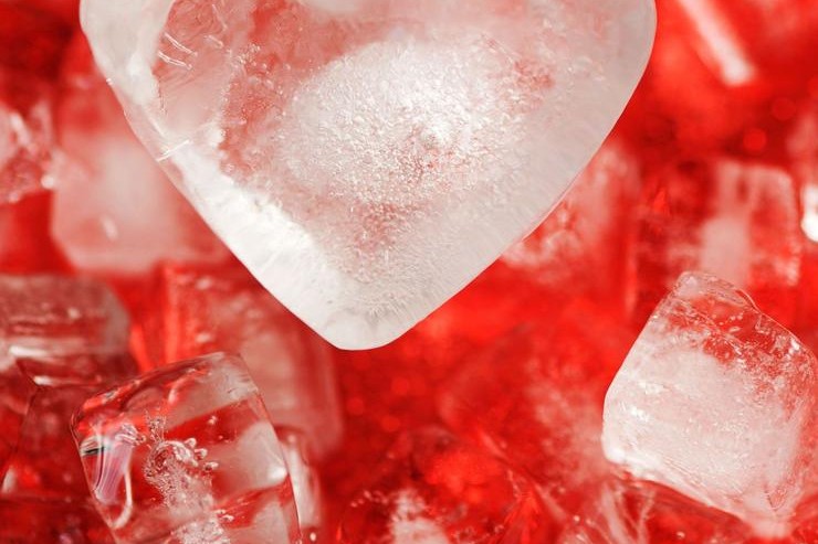 冰與火的激情-5個冰冰熱熱的情趣溫度性愛遊戲(Temperature Sex Play)