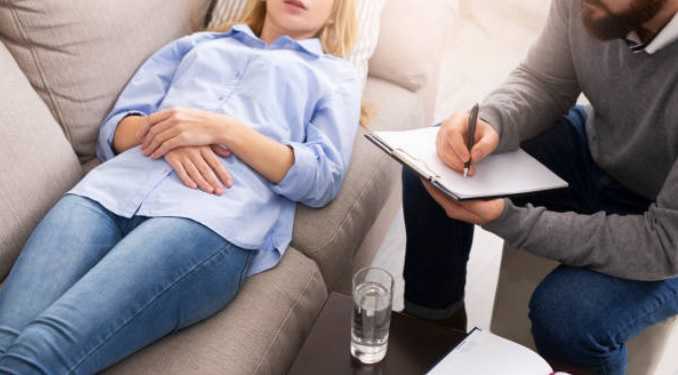 心理師與催眠師不同 