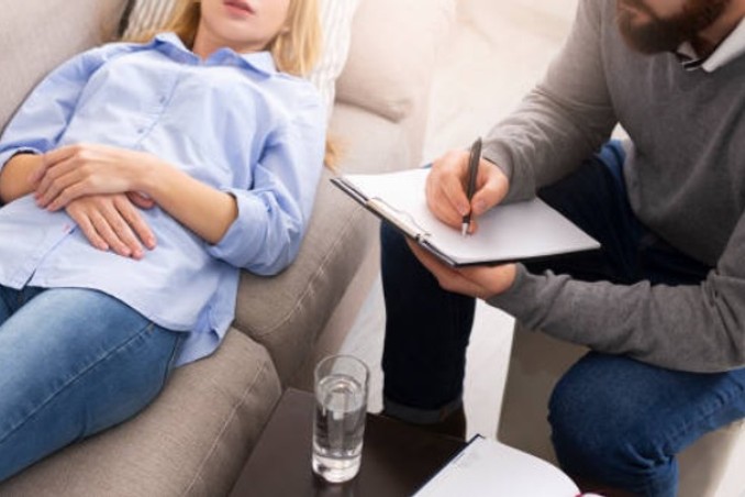 心理師與催眠師不同 