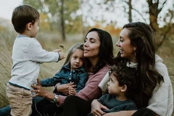 女同志伴侶人工生殖：那些醫療程序之外的心理準備 