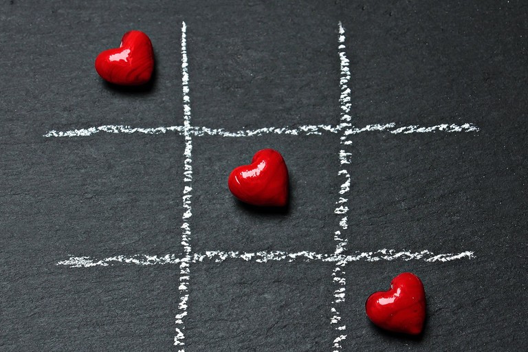 FIRST LOVE(下)-從晴道的戀情一窺外遇/劈腿者的內在需求與心理世界 