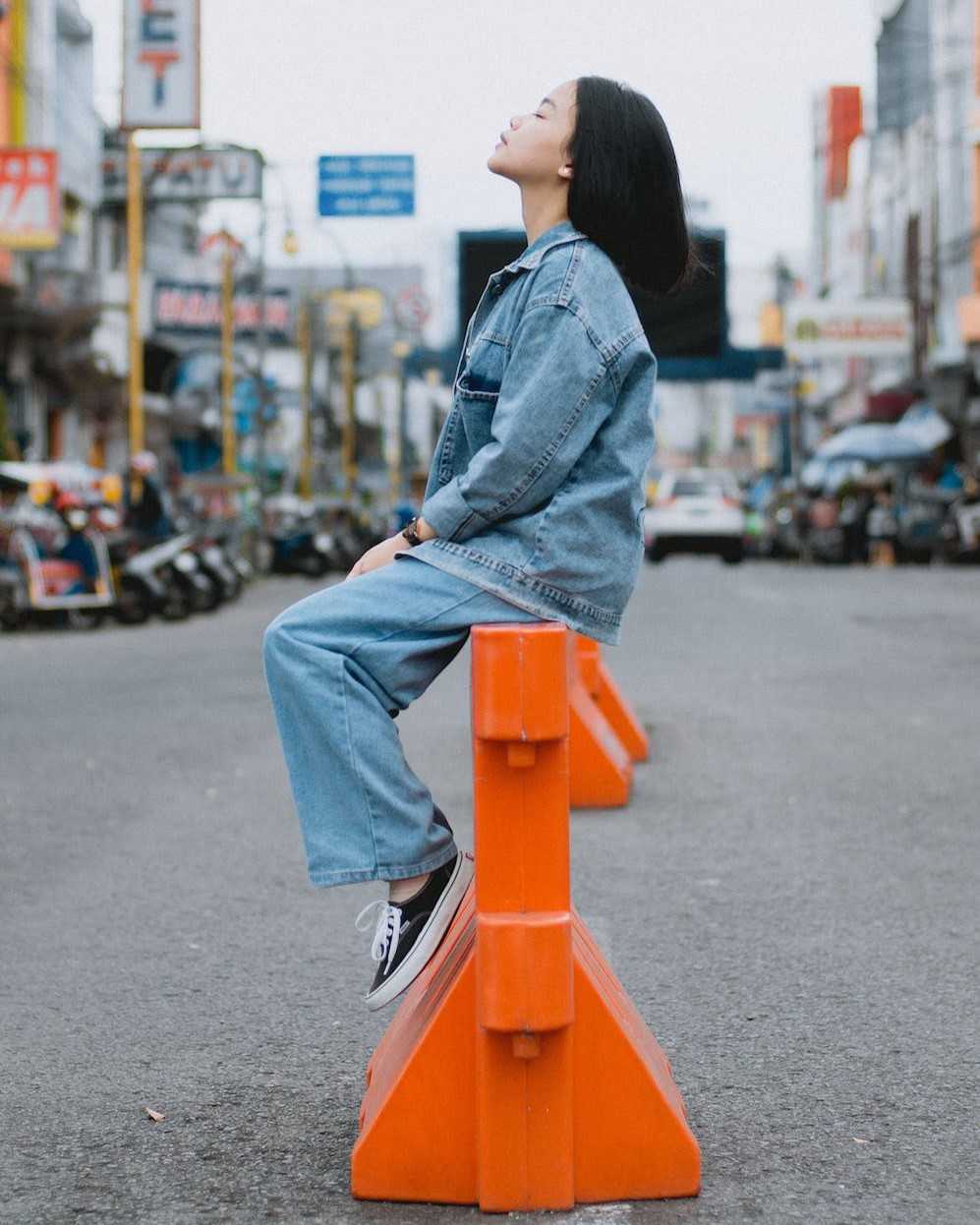 如何接住將殞落的生命？談自殺防治、心理防護網與心理健康急救 