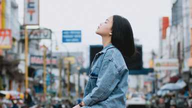 如何接住將殞落的生命？談自殺防治、心理防護網與心理健康急救 