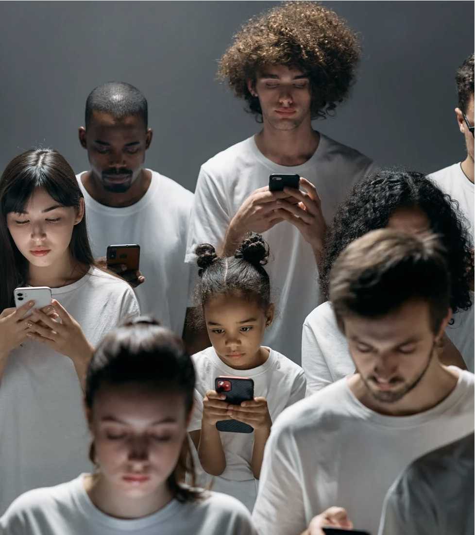 心理師張誌閔｜手機、工作、藥物、性愛成癮，成癮行為背後的情緒拆解。